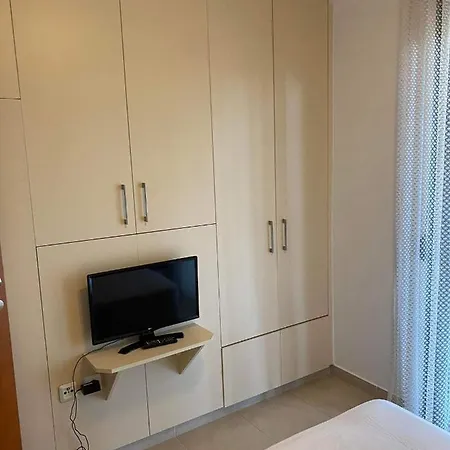 Memas Maisonette *