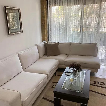 Memas Maisonette